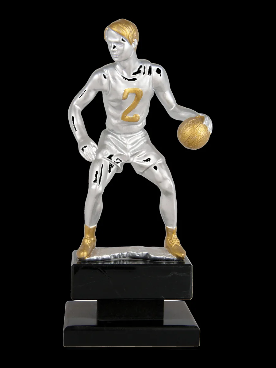 Jugador de básquet plateado y oro - Vista principal