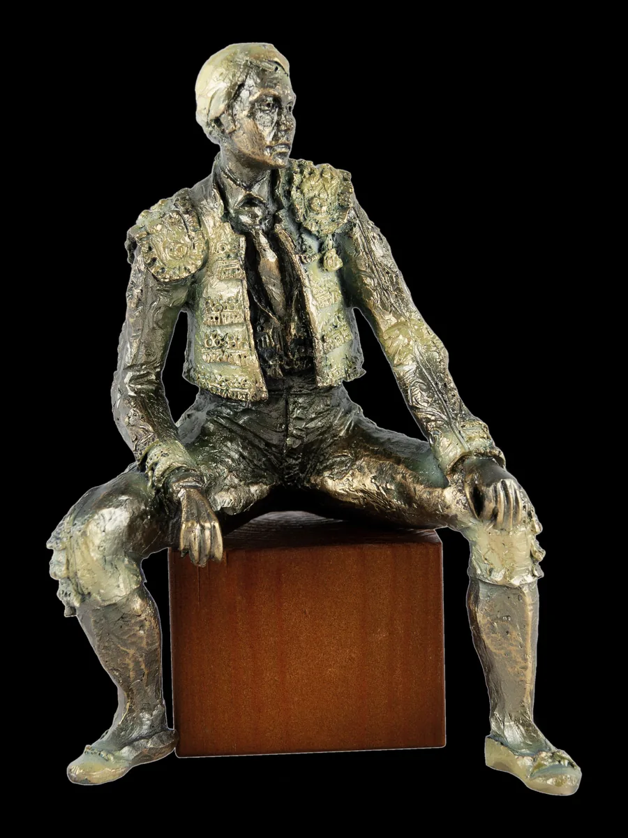 Torero sentado - Vista principal